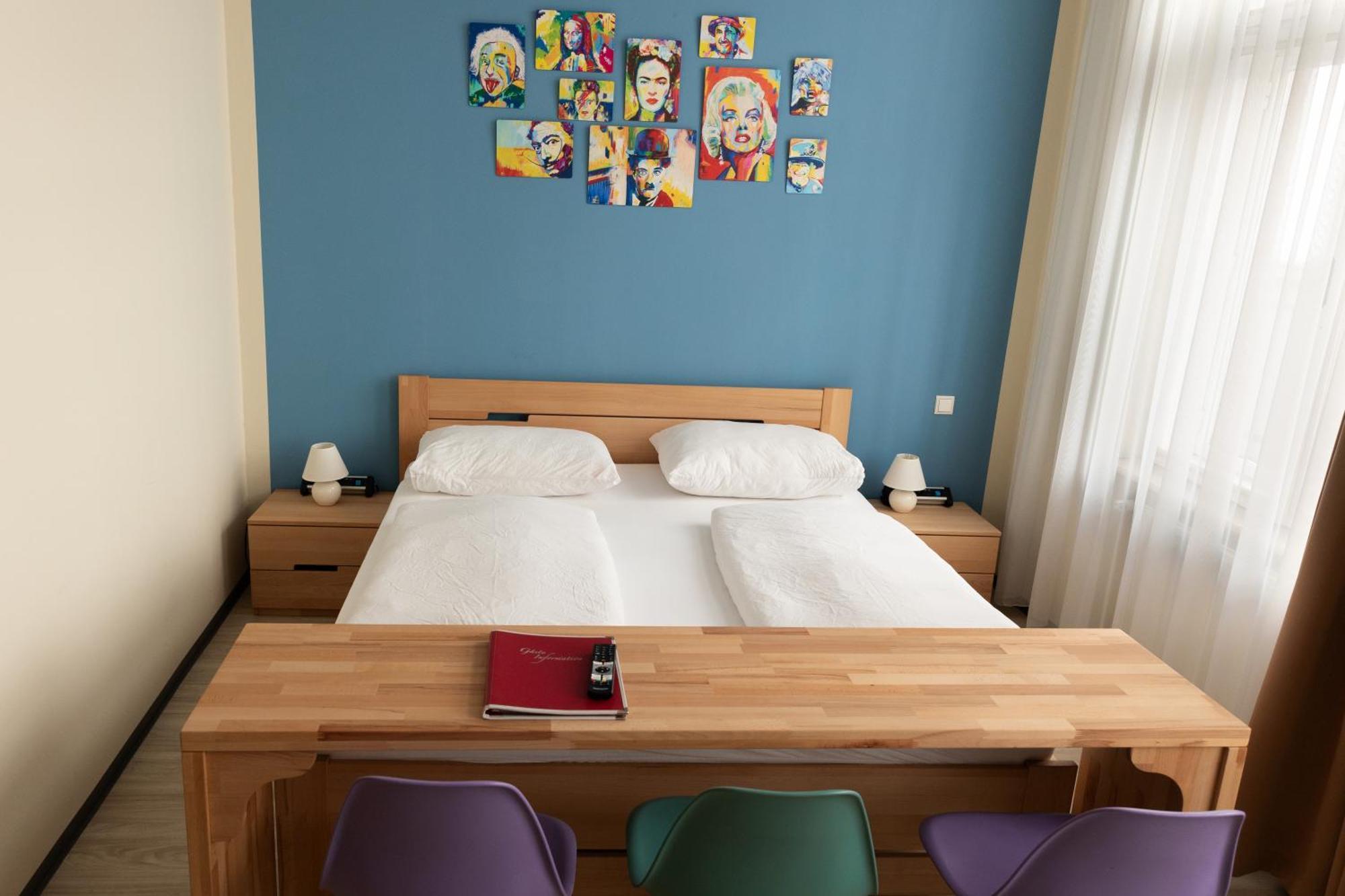Pension A Und A Vienne Extérieur photo